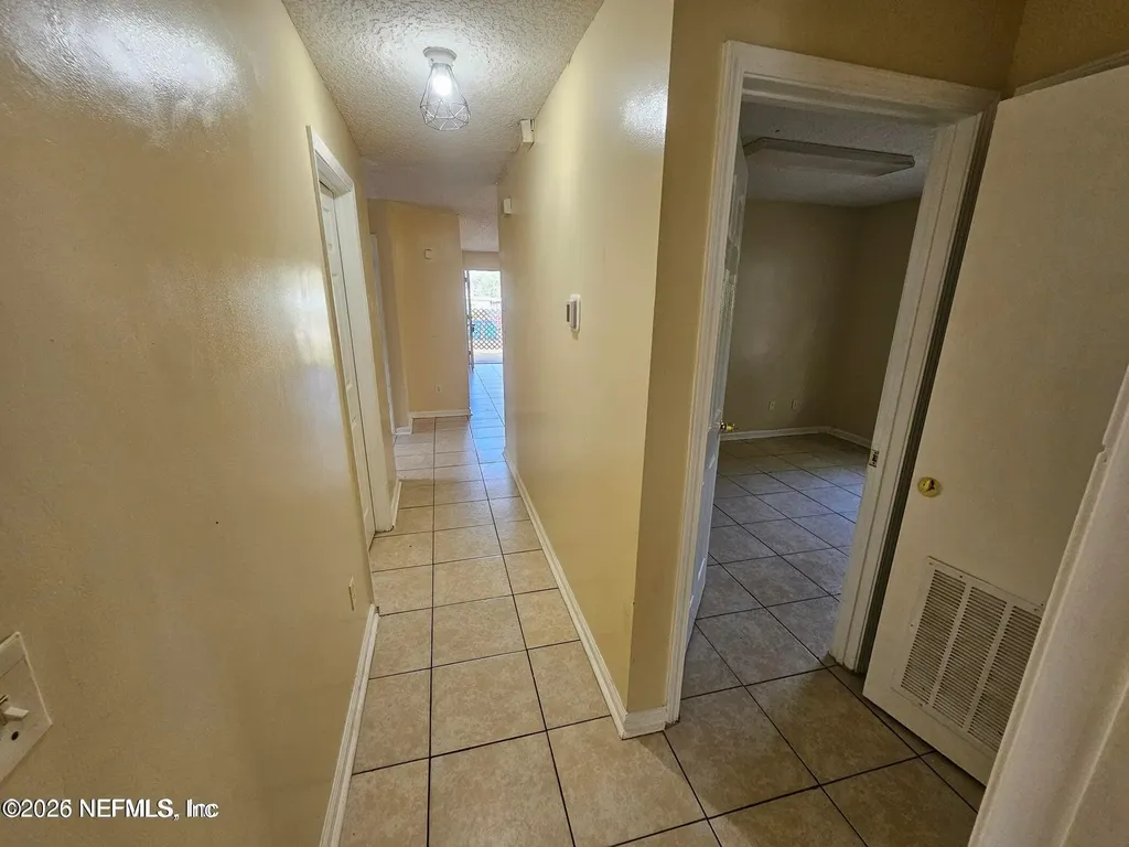 7632 Hare Avenue Jacksonville FL 32211