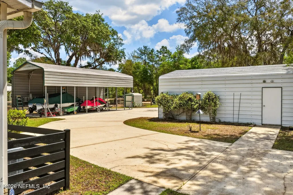 141 Kitty Avenue Interlachen FL 32148