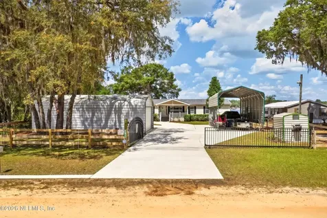 141 Kitty Avenue Interlachen FL 32148