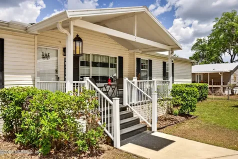 141 Kitty Avenue Interlachen FL 32148