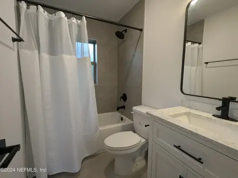 1924 Danese Court Jacksonville FL 32207