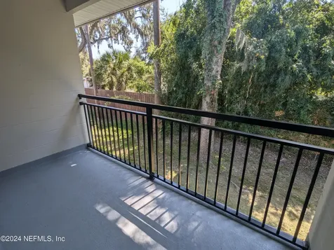 1924 Danese Court Jacksonville FL 32207