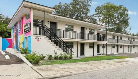 1924 Danese Court Jacksonville FL 32207