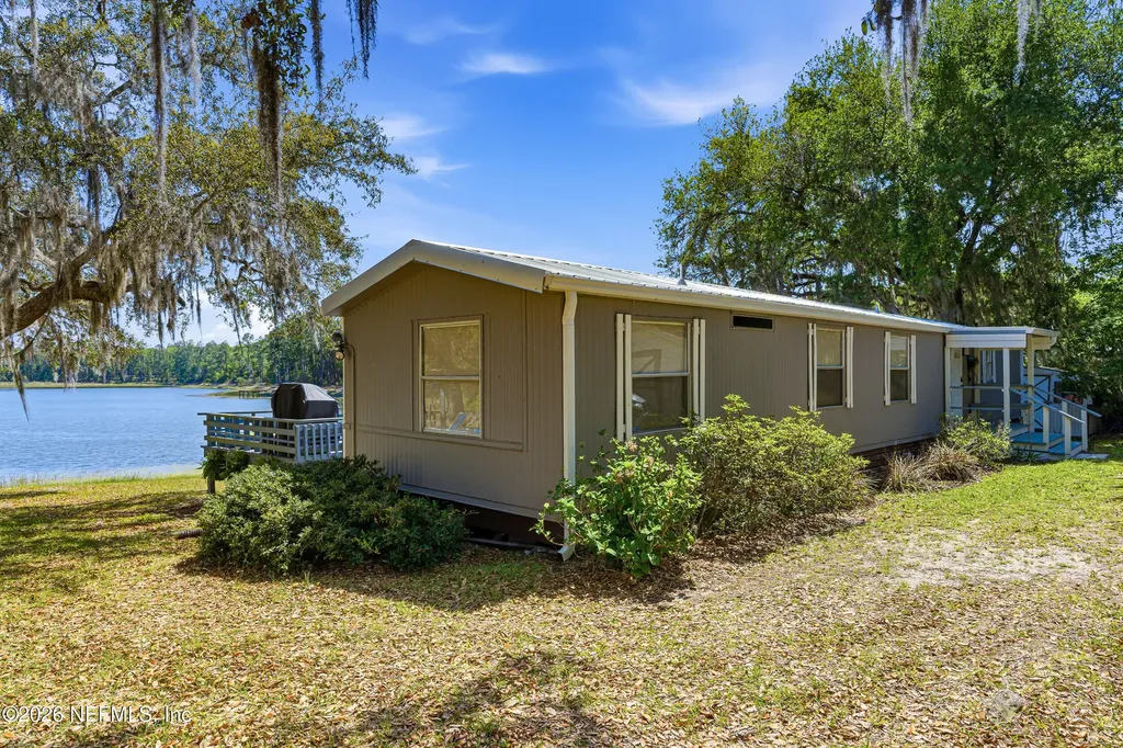 115 Lake Susan Road Hawthorne FL 32640
