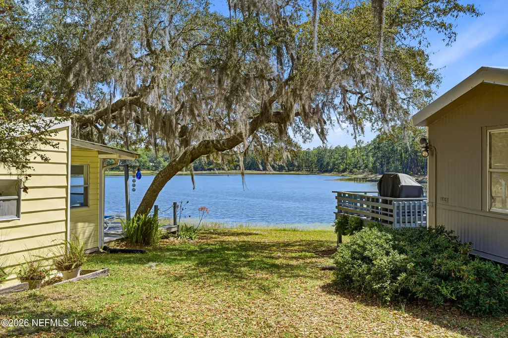 115 Lake Susan Road Hawthorne FL 32640