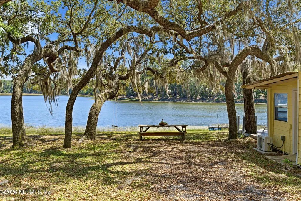 115 Lake Susan Road Hawthorne FL 32640