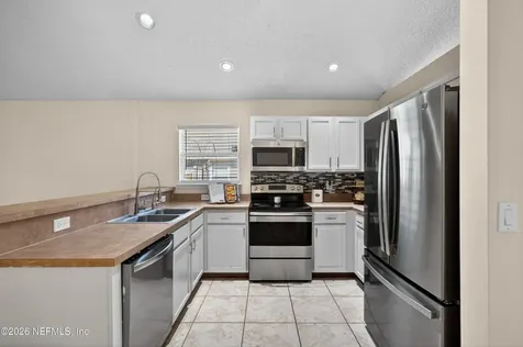 10908 Acorn Park Court Jacksonville FL 32218