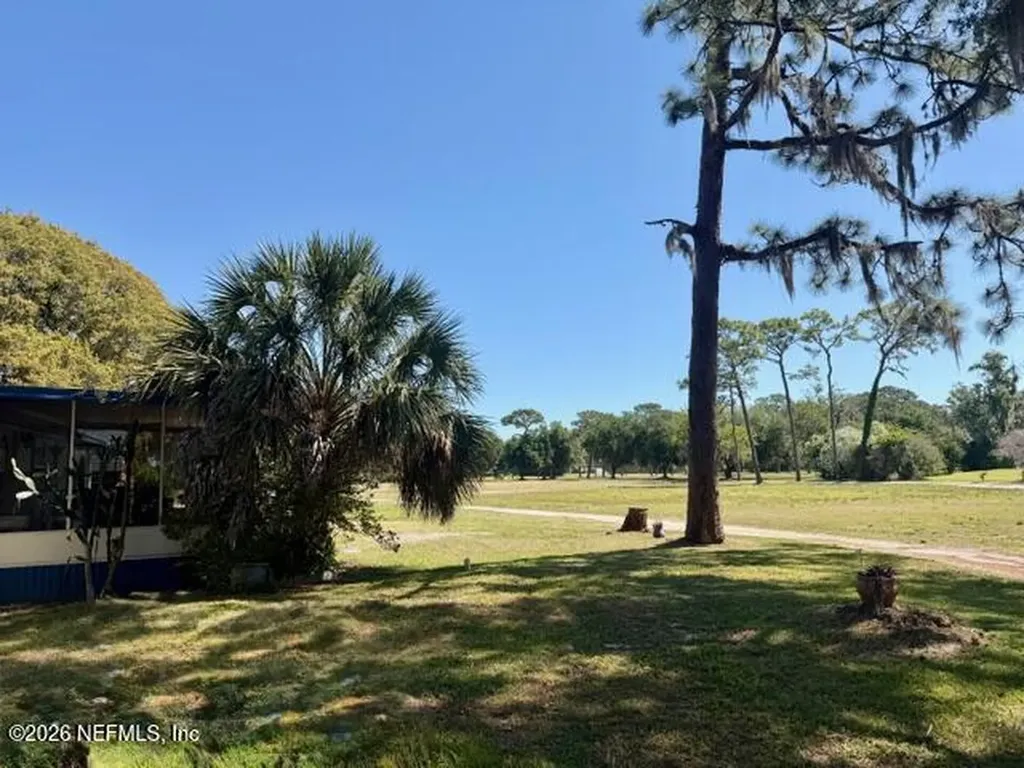 126 Golf Course Lane Crescent City FL 32112