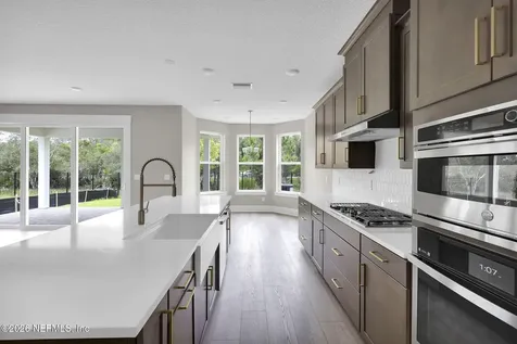 202 Sutton Drive Drive Ponte Vedra FL 32081