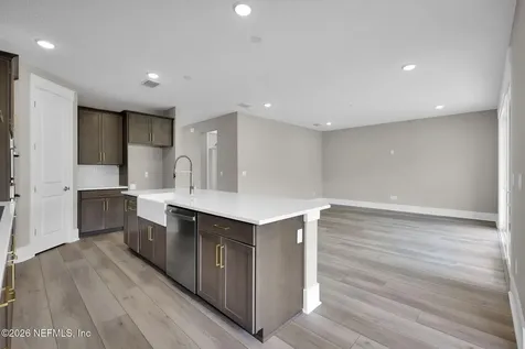202 Sutton Drive Drive Ponte Vedra FL 32081