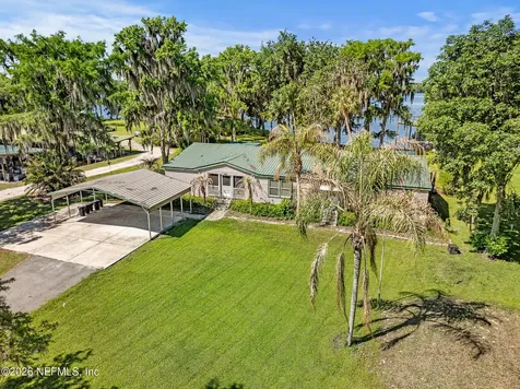 105 S Lake George Drive Georgetown FL 32139