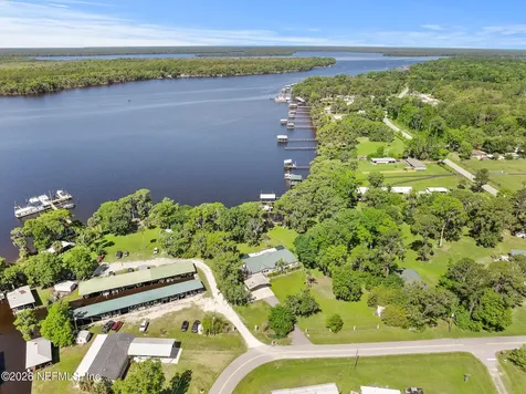 105 S Lake George Drive Georgetown FL 32139