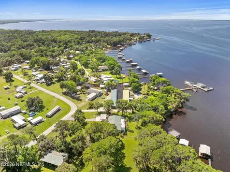 105 S Lake George Drive Georgetown FL 32139