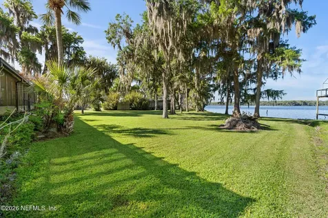 105 S Lake George Drive Georgetown FL 32139