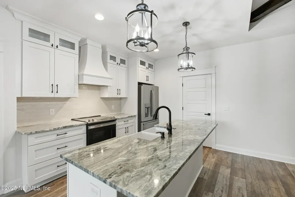 128 Santa Rosa Street Florahome FL 32140