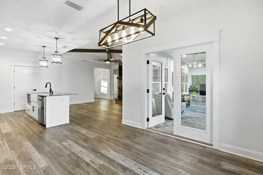 128 Santa Rosa Street Florahome FL 32140