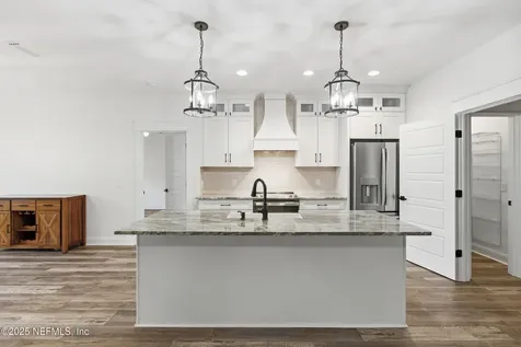 128 Santa Rosa Street Florahome FL 32140