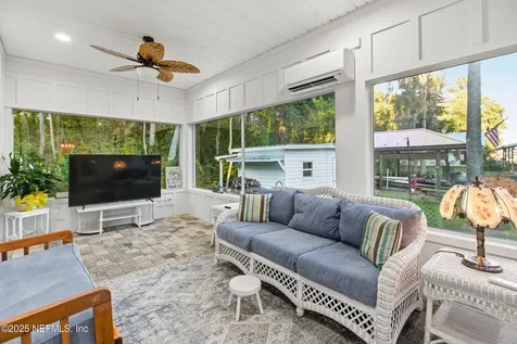 128 Santa Rosa Street Florahome FL 32140