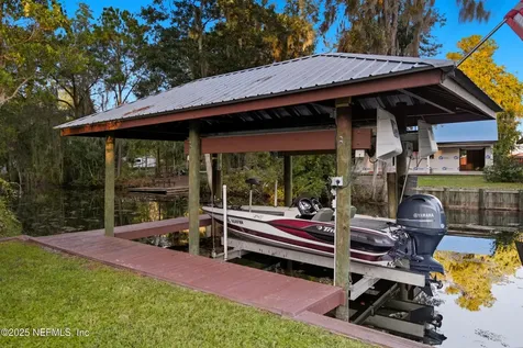 128 Santa Rosa Street Florahome FL 32140