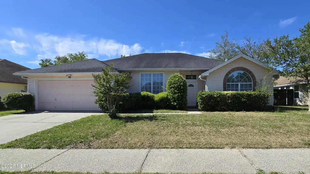 8636 Charlesgate Circle N Jacksonville FL 32244