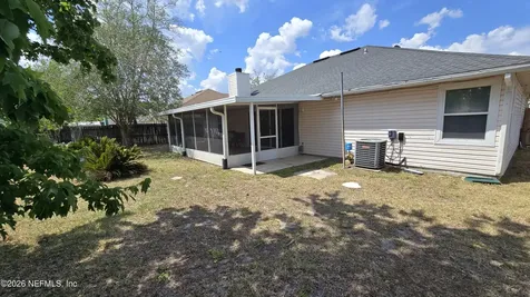 8636 Charlesgate Circle N Jacksonville FL 32244