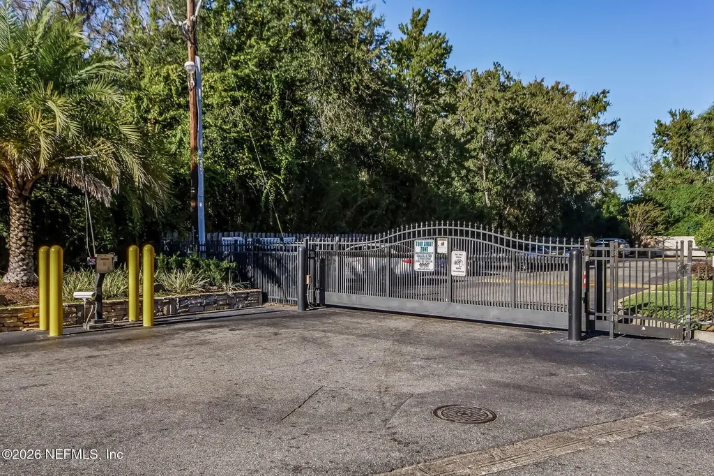 5375 Ortega Farms Boulevard Jacksonville FL 32210