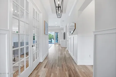 11 Forestview Lane Jacksonville FL 32081