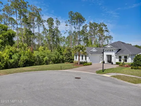 11 Forestview Lane Jacksonville FL 32081