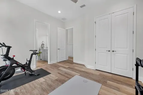 11 Forestview Lane Jacksonville FL 32081