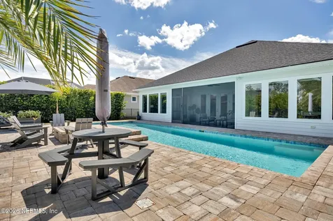11 Forestview Lane Jacksonville FL 32081