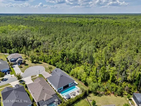 11 Forestview Lane Jacksonville FL 32081