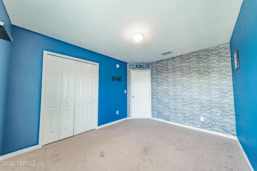 6054 Chestnut Gelding Lane Jacksonville FL 32234