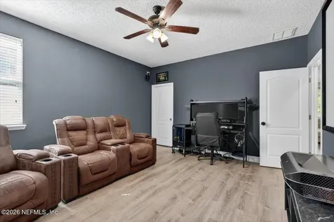 4467 Song Sparrow Drive Middleburg FL 32068