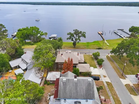 520 River Street Palatka FL 32177