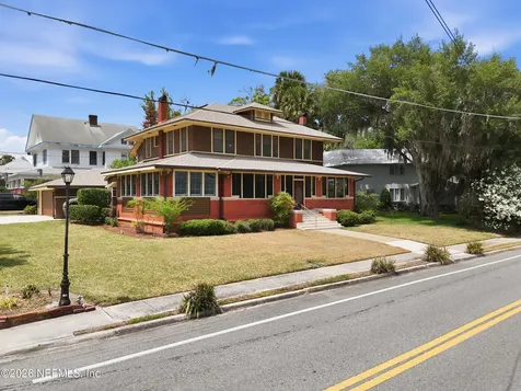 520 River Street Palatka FL 32177