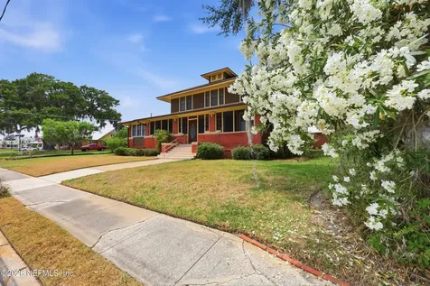 520 River Street Palatka FL 32177