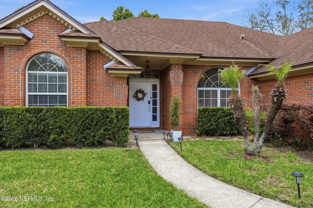 10385 Walden Glen Court Jacksonville FL 32256