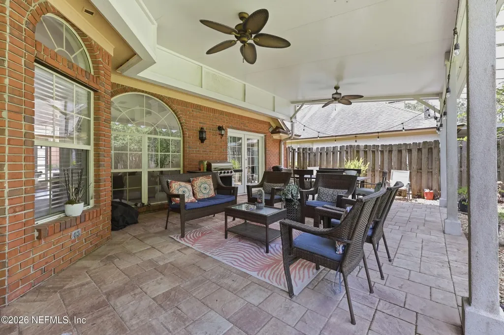 10385 Walden Glen Court Jacksonville FL 32256