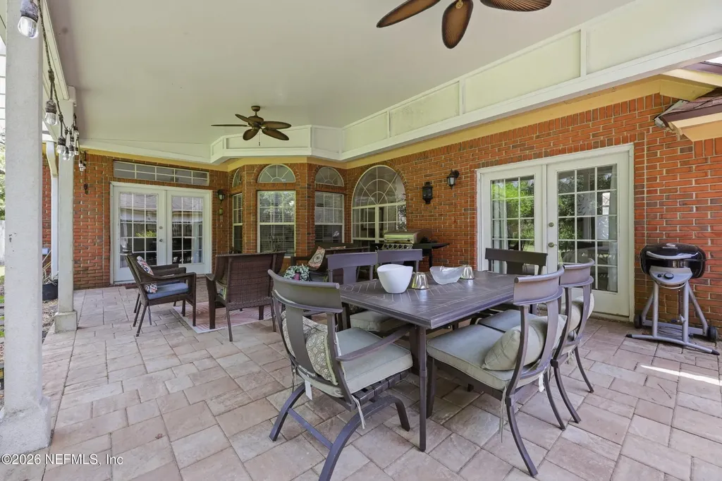 10385 Walden Glen Court Jacksonville FL 32256