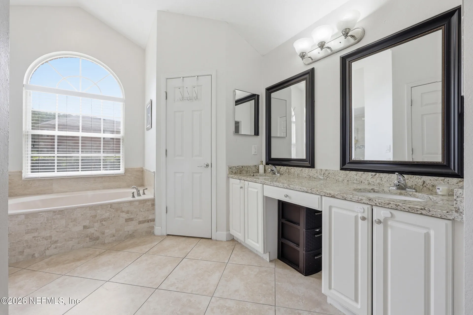 10385 Walden Glen Court Jacksonville FL 32256
