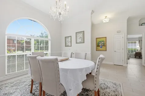 10385 Walden Glen Court Jacksonville FL 32256