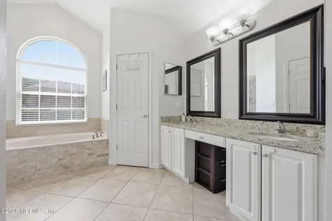 10385 Walden Glen Court Jacksonville FL 32256