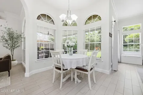 10385 Walden Glen Court Jacksonville FL 32256