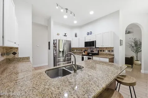 10385 Walden Glen Court Jacksonville FL 32256
