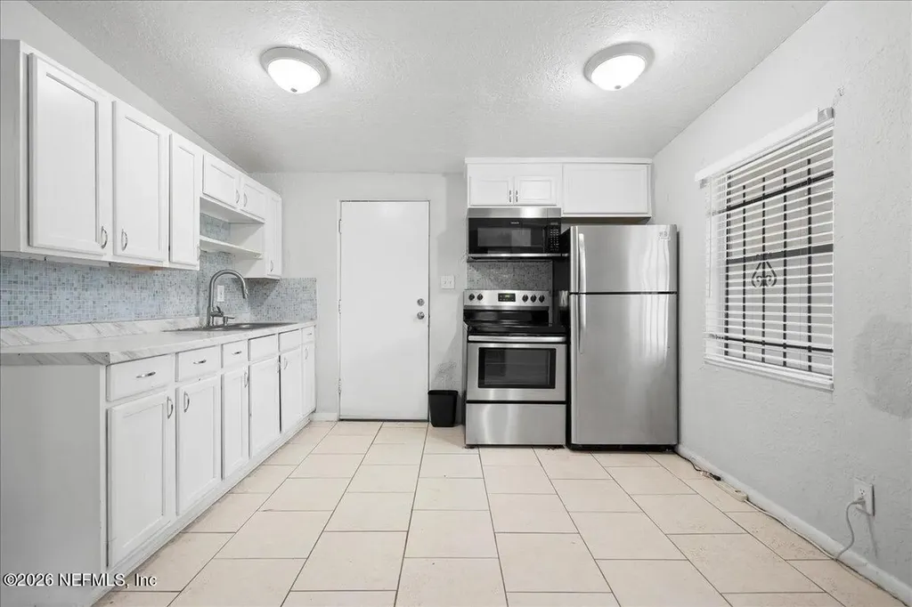 6601 Cleveland Road Jacksonville FL 32209
