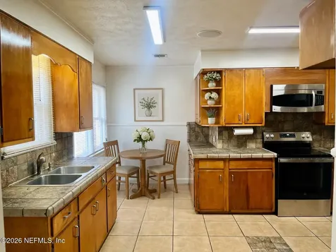 6503 Sapphire Drive Jacksonville FL 32208