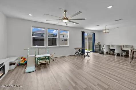 136 Peace River Road St. Johns FL 32259