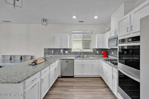 136 Peace River Road St. Johns FL 32259