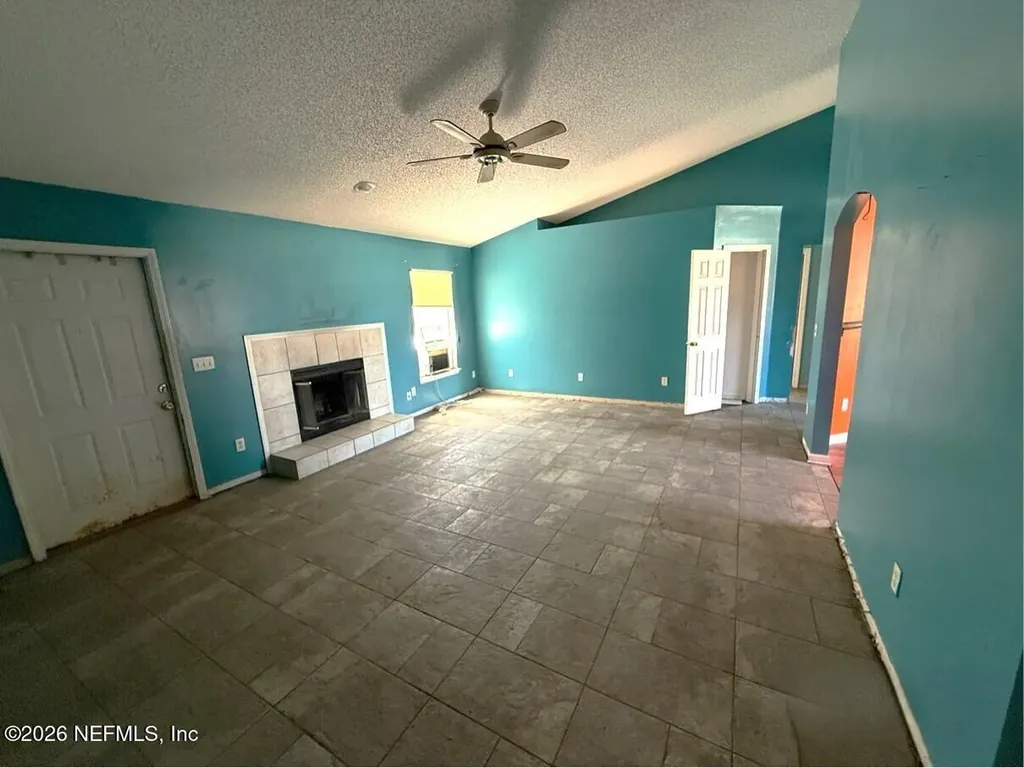 9136 Upstream Court Jacksonville FL 32225