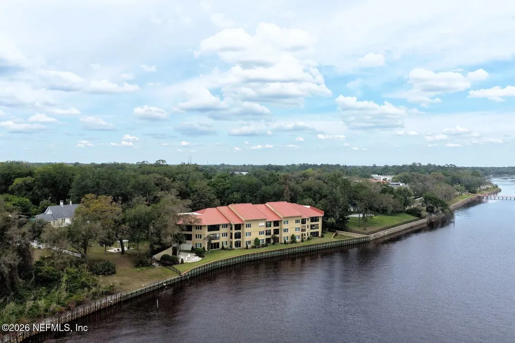 2099 E Winterbourne Orange Park FL 32073